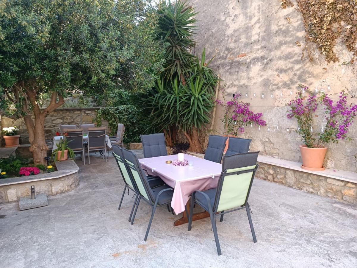 Diocletian Garden Centar Appartamento Spalato Esterno foto